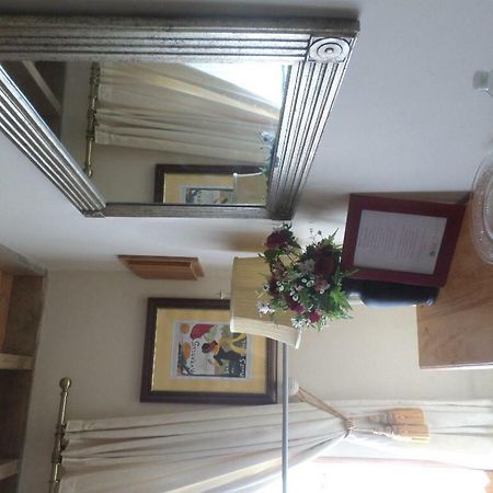 La Chevallerie B&B Isigny-le-Buat Buitenkant foto